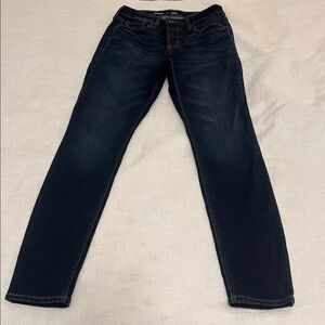 Old Navy Women's Rockstar Super Skinny Jeans Indigo Dark. NWOT High Rise Size 8
